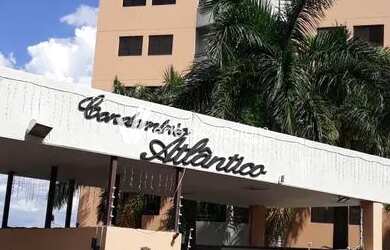 Imagem: O apartamento possui 3 Dormitórios, 2 Banheiros, 2 Vagas na