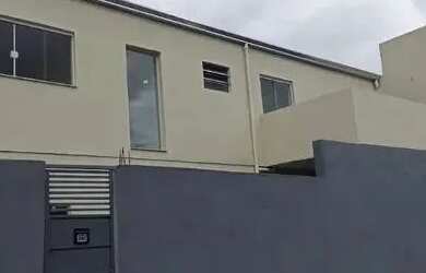 Imagem: A casa possui 3 Dormitórios, 3 Banheiros, 150m² de Área e