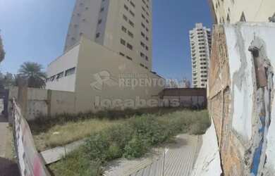 Imagem: O terreno possui 363m² de Área e está localizado em Centro