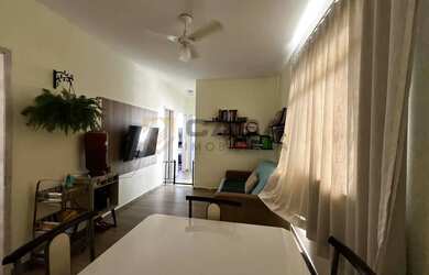 Imagem: O apartamento possui 3 Dormitórios, 1 Banheiro, 1 Vaga na garagem