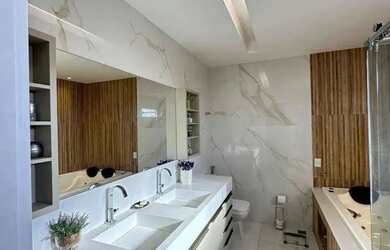 Imagem 10: Mansão no Condomínio Laguna 5 Suítes, Energia Solar e Porteira Fechada