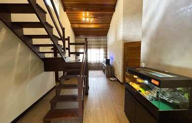 Imagem 2: Sobrado para venda tem 180 metros quadrados com 3 quartos