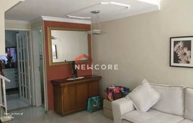 Imagem: A casa em condomínio possui 4 Dormitórios, 2 Banheiros, 1