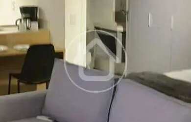 Imagem: O studio possui 1 Dormitório, 1 Banheiro, 1 Vaga na garagem