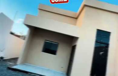 Imagem: A casa possui 2 Dormitórios, 2 Banheiros, 2 Vagas na garagem