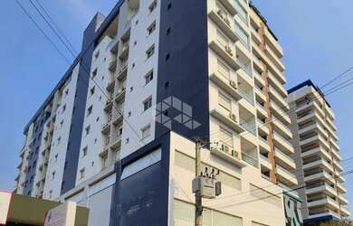 Imagem: O apartamento possui 1 Dormitório, 1 Banheiro, 1 Vaga na garagem