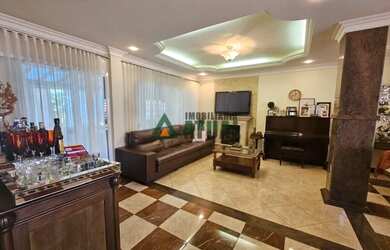 Imagem 6: Sobrado com 4 quartos com suítes na Região Sul