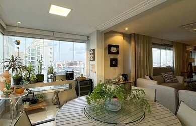 Imagem: O apartamento possui 4 Dormitórios, 5 Banheiros, 4 Vagas na