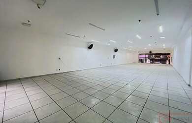 Imagem 6: Sala Comercial em CENTRO. Varandae165m² de Área