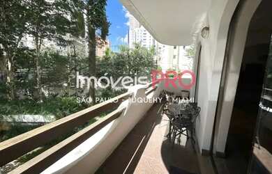 Imagem: O apartamento possui 4 Dormitórios, 5 Banheiros, 3 Vagas na