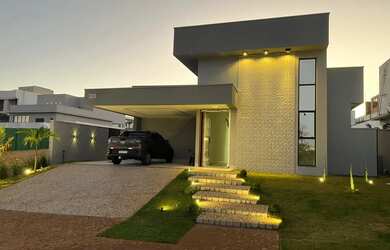 Imagem: A casa em condomínio possui 3 Dormitórios, 4 Banheiros, 2