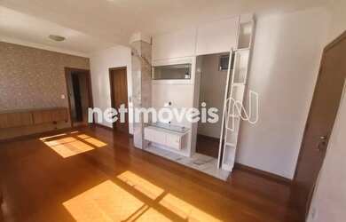 Imagem: O apartamento possui 3 Dormitórios, 3 Banheiros, 2 Vagas na