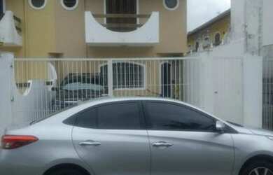 Imagem: A casa possui 3 Dormitórios, 2 Vagas na garagem e Imóvel novo