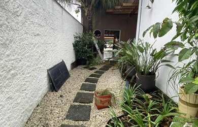 Imagem 8: Linda casa em bairro residencial em Caraguatatuba