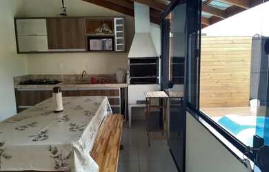 Imagem 5: Aluguel por dia. Piscina, 120m² de Área, 3 Vagas na garageme3 Dormitórios