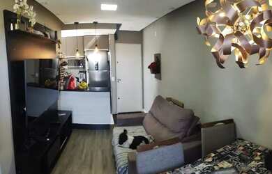 Imagem: O apartamento possui 2 Dormitórios, 1 Banheiro, 1 Vaga na garagem