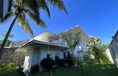 Imagem: Casa para venda possui 1260 metros quadrados com 06 quartos