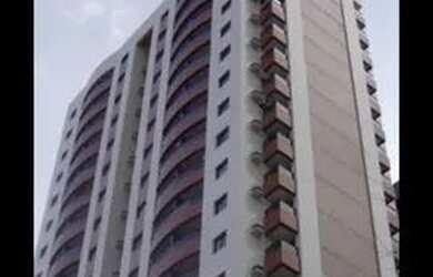 Imagem: O apartamento possui 1 Dormitório, 1 Banheiro, 1 Vaga na garagem