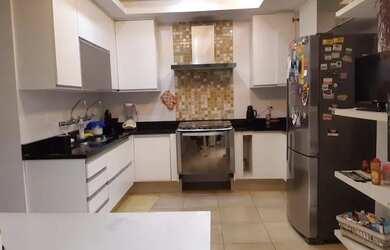 Imagem 4: Apartamento para aluguel e venda possui 140 metros quadrados com 3 quartos