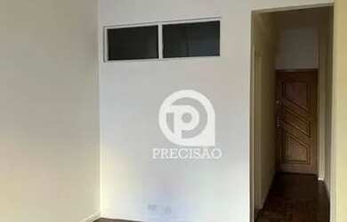Imagem: O apartamento à venda possui 3 Dormitórios, 2 Banheiros e