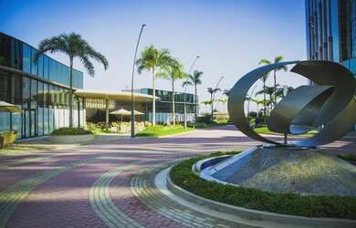 Imagem: O depósito possui 5 Vagas na garagem, 1.188m² de Área e