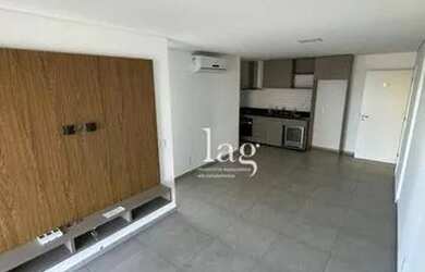 Imagem: O apartamento possui 2 Dormitórios, 2 Banheiros, 2 Vagas na