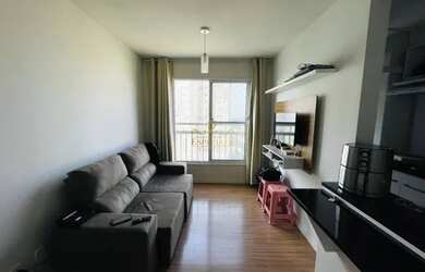 Imagem: O apartamento possui 2 Dormitórios, 1 Banheiro, 1 Vaga na garagem