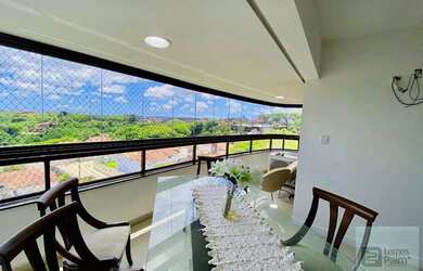 Imagem: O apartamento possui 3 Dormitórios, 3 Banheiros, 2 Vagas na