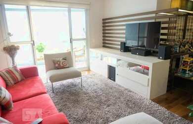 Imagem: O apartamento possui 4 Dormitórios, 5 Banheiros, 3 Vagas na