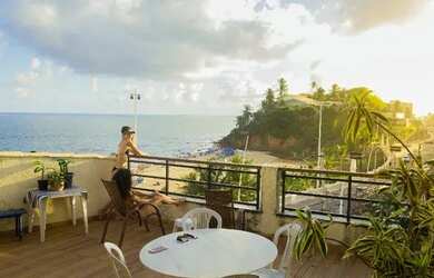 Imagem 1: linda cobertura em frente a praia no rio vermelho