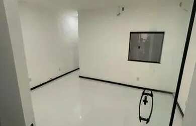 Imagem: O depósito possui 2 Vagas na garagem e 48m² de Área e está