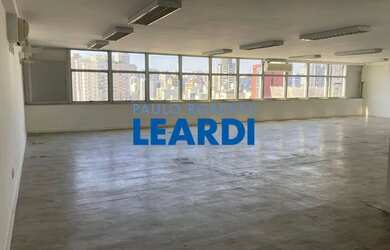 Imagem: O depósito possui 139m² de Área e está localizado em Pinheiros