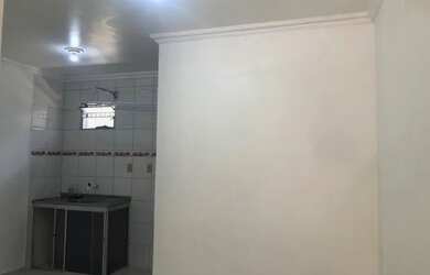 Imagem: A kitnet possui 1 Dormitório e 1 Banheiro e está localizado