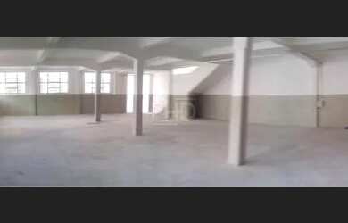 Imagem: O depósito possui 5 Vagas na garagem, 1.734m² de Área e