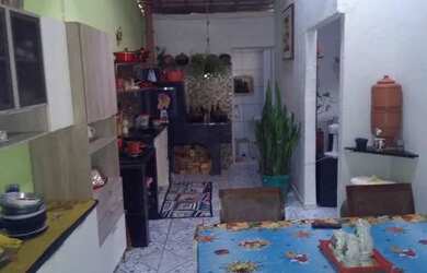 Imagem 2: Casa no Alto das Pombas. 80m² de Área, 1 Vaga na garageme2 Dormitórios