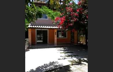 Imagem: A casa em condomínio possui 4 Dormitórios, 3 Banheiros, 3