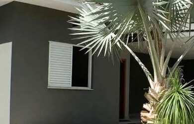 Imagem: A casa possui 3 Dormitórios, 5 Banheiros, 1 Vaga na garagem