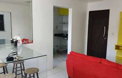 Imagem: O apartamento possui 2 Dormitórios, 1 Banheiro, 1 Vaga na garagem