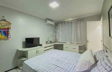 Imagem: A casa em condomínio possui 4 Dormitórios, 3 Banheiros, 2