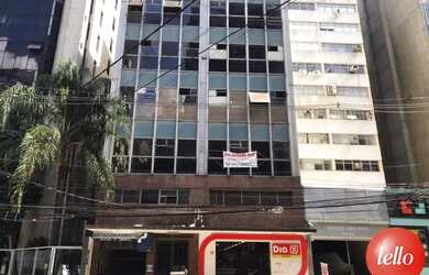 Imagem: O depósito possui 1 Vaga na garagem e 45m² de Área e está