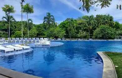 Imagem: O apartamento possui 3 Dormitórios, 1 Banheiro, 2 Vagas na