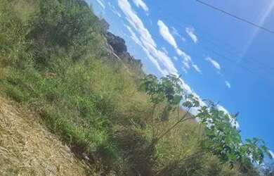 Imagem: O terreno possui 360m² de Área e está localizado em Matozinhos