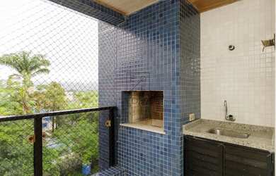 Imagem 7: A uma quadra da praia de Caiobá