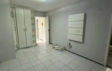 Imagem: A casa em condomínio possui 4 Dormitórios, 4 Banheiros, 4