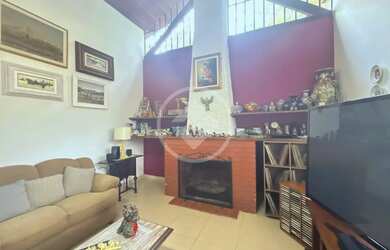 Imagem: A casa em condomínio possui 3 Dormitórios, 2 Banheiros, 3