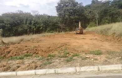 Imagem: O terreno possui 474m² de Área e está localizado em Gran