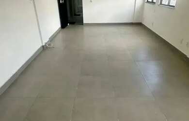 Imagem: O depósito possui 1 Vaga na garagem, 31m² de Área e está