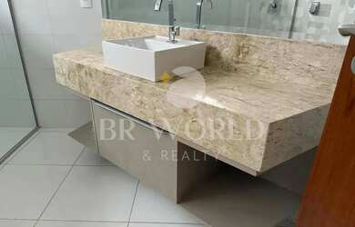 Imagem 4: Sobrado reformado com 4 suítes rico em armários, área de lazer no portal...