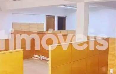 Imagem: O depósito possui 678m² de Área e está localizado em Cidade