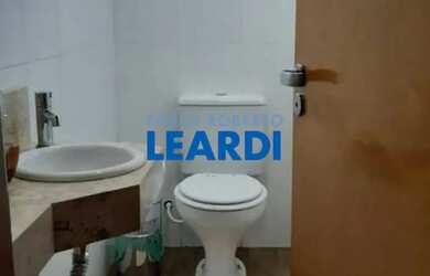 Imagem: O apartamento possui 3 Dormitórios, 2 Banheiros, 3 Vagas na